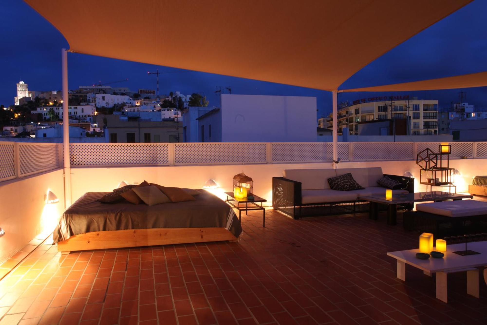 Juanita Hostal Ibiza Town Exterior photo