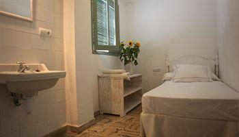Juanita Hostal Ibiza Town Exterior photo
